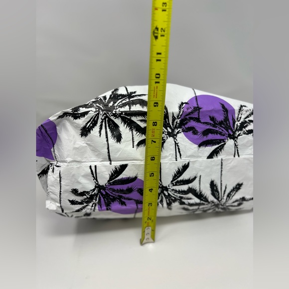 DAY TRIPPER SUN PALM BY SAMUDRA - SUPER PURPLE - Picture 8 of 10